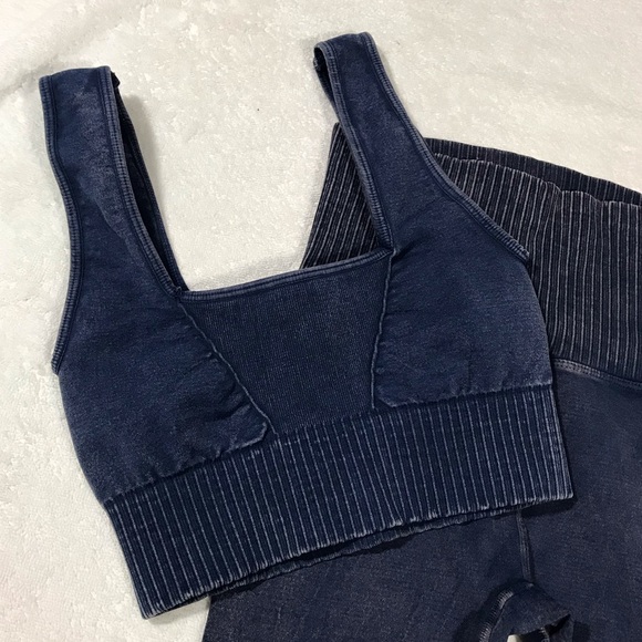 FP Movement 2-Piece Good Karma Square Neck Crop and Leggings Bundle Size XS/S - Picture 5 of 10